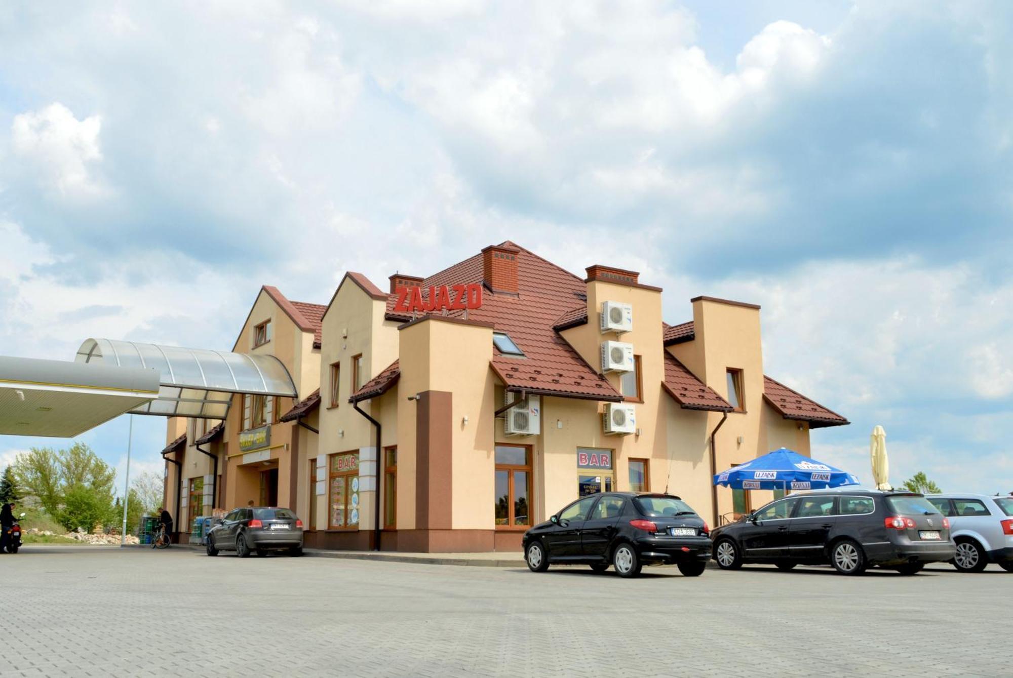 Zajazd Partynia Exterior photo